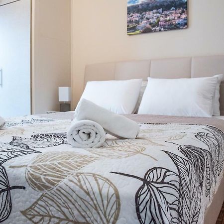 Fix Divine Apartment Athens Exterior photo