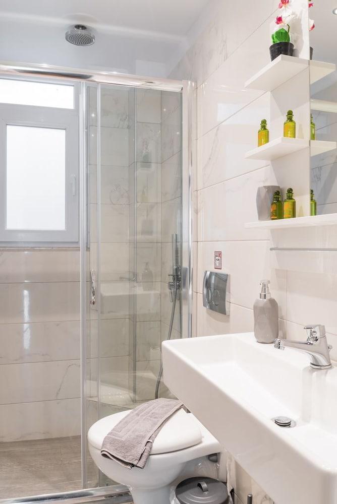 Fix Divine Apartment Athens Exterior photo