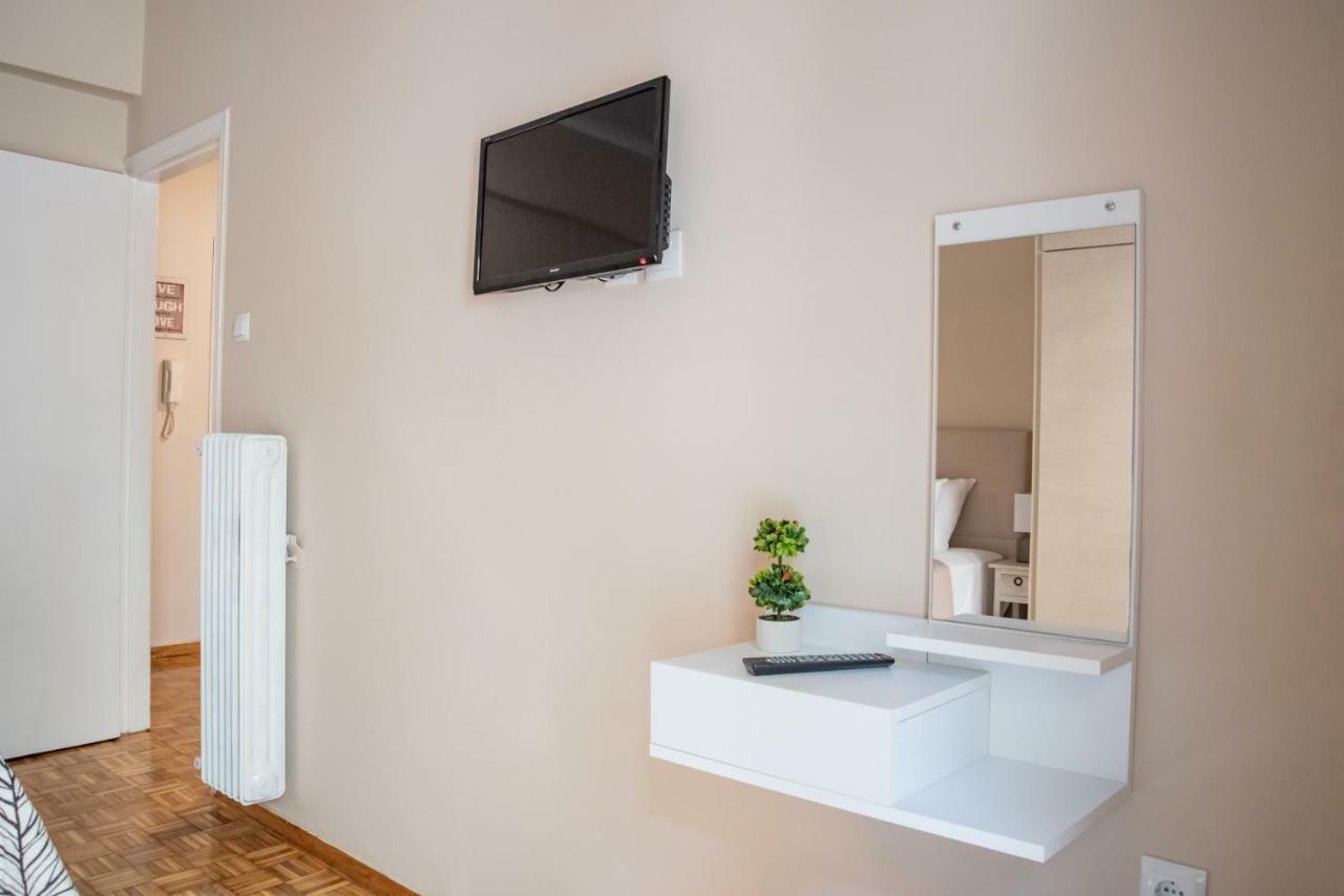 Fix Divine Apartment Athens Exterior photo