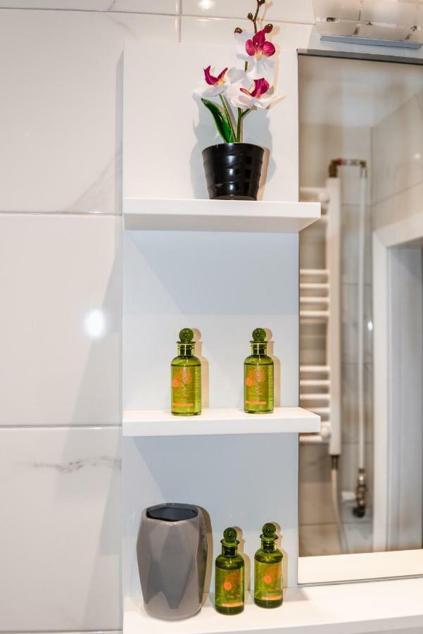 Fix Divine Apartment Athens Exterior photo