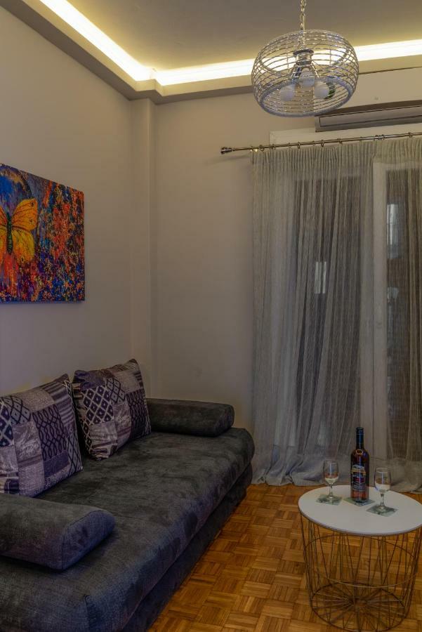 Fix Divine Apartment Athens Exterior photo